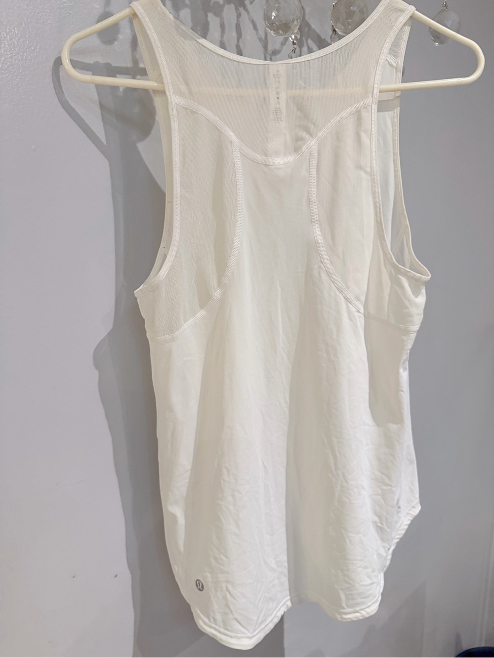 lululemon athletica White Racerback Tank Top H10 - Picture 3 of 5